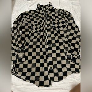 Maurice’s, Checkered Print Flannel Medium